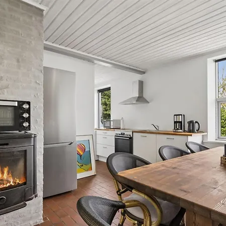 Goerel - 250m From The Sea By Interhome Apartment Hasle