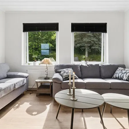 Apartment Goerel - 250m From The Sea By Interhome