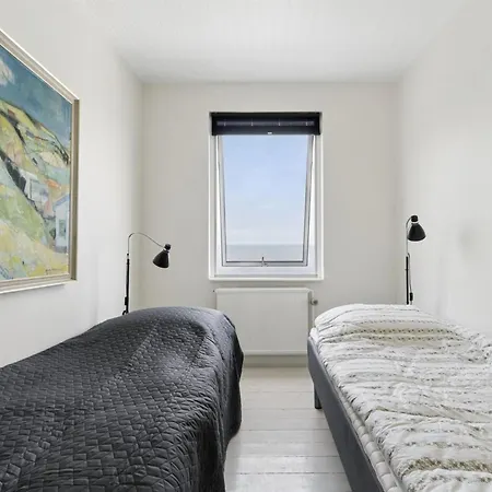 Apartment Goerel - 250m From The Sea By Interhome